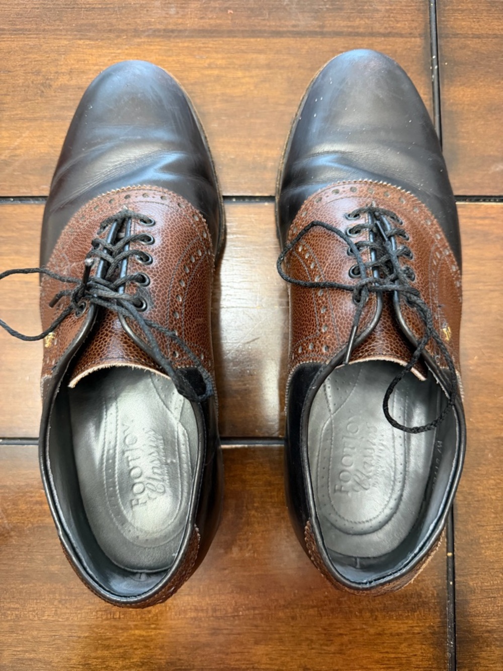 FootJoy Classic Bootleg Brown and Black Men’s Two-Tone Oxford Dress Shoes 9.5